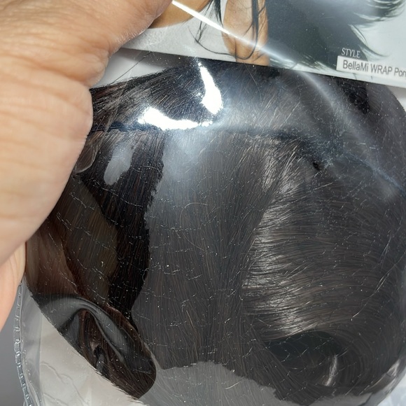 BellaMi Wrap Ponytail 160 grams 20 inch Color 2 Brand New
